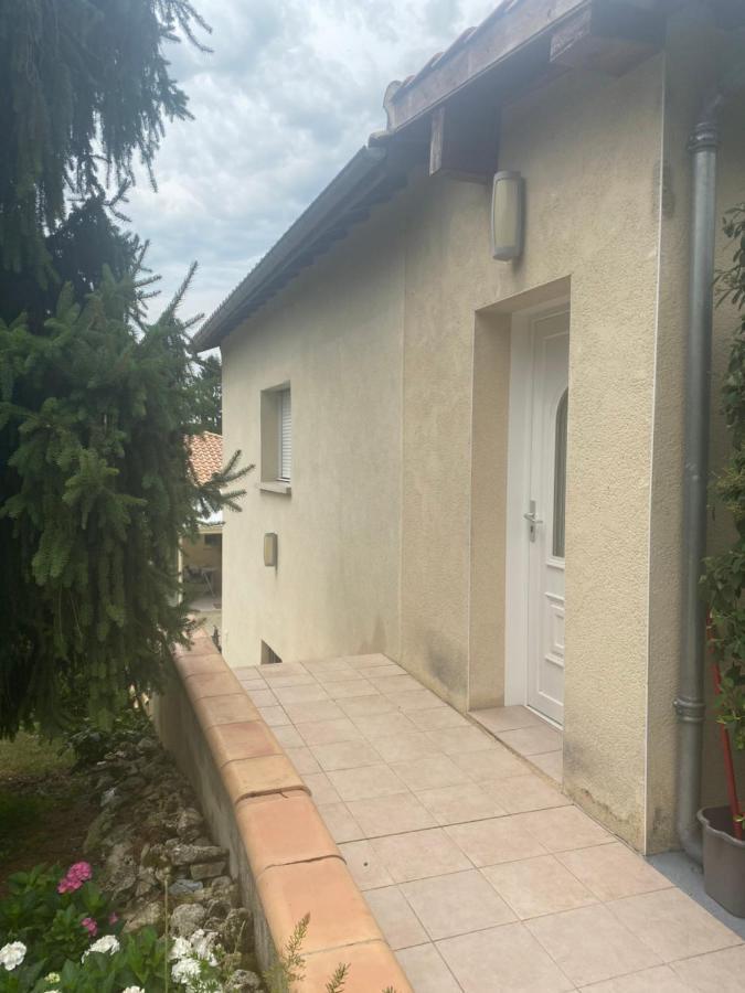 Gite Moncherie Colayrac-Saint-Cirq Exterior photo